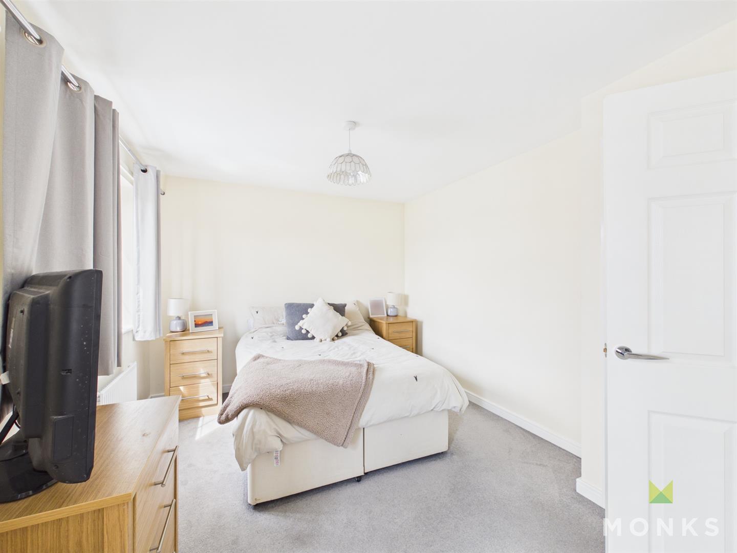 5 Griffiths Close, Shrewsbury, SY2 6FZ For Sale